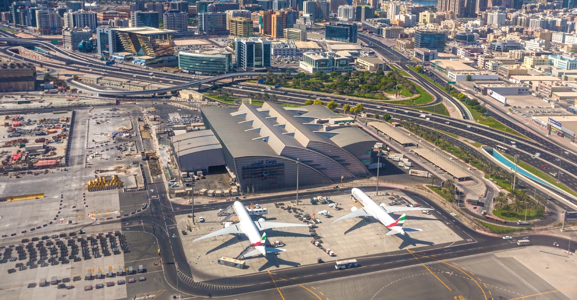 1550482770-vliegverkeer-dubai-ligt-kort-stil-door-mogelijke-aanwezigheid-drones-2019.jpg